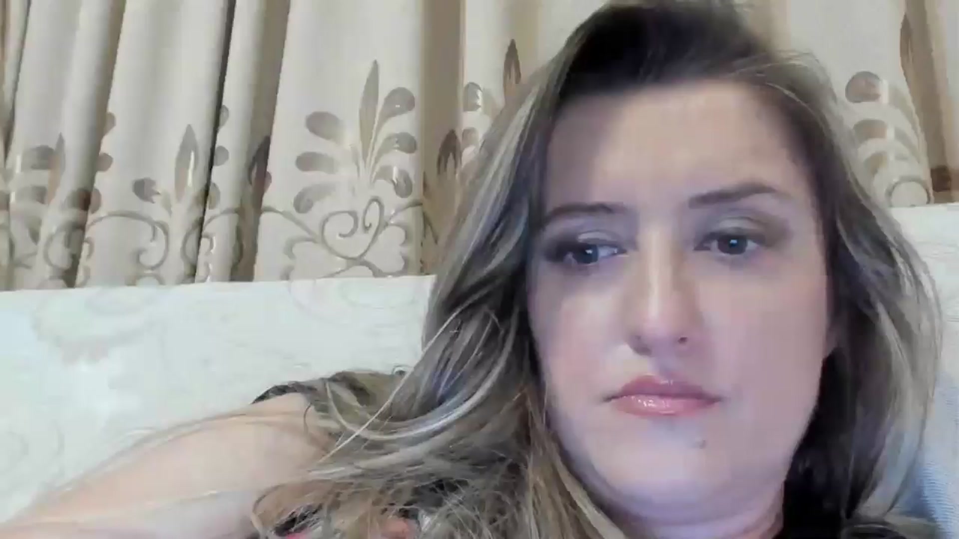 Gallery image thumbnail from BestDream's myfreecams stream on, 07/11/2024, 23:40 image 11 of 20