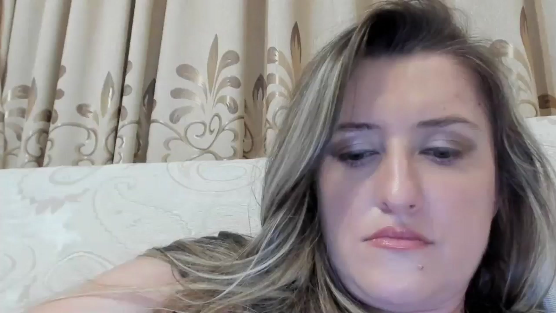 Gallery image thumbnail from BestDream's myfreecams stream on, 07/11/2024, 23:40 image 20 of 20