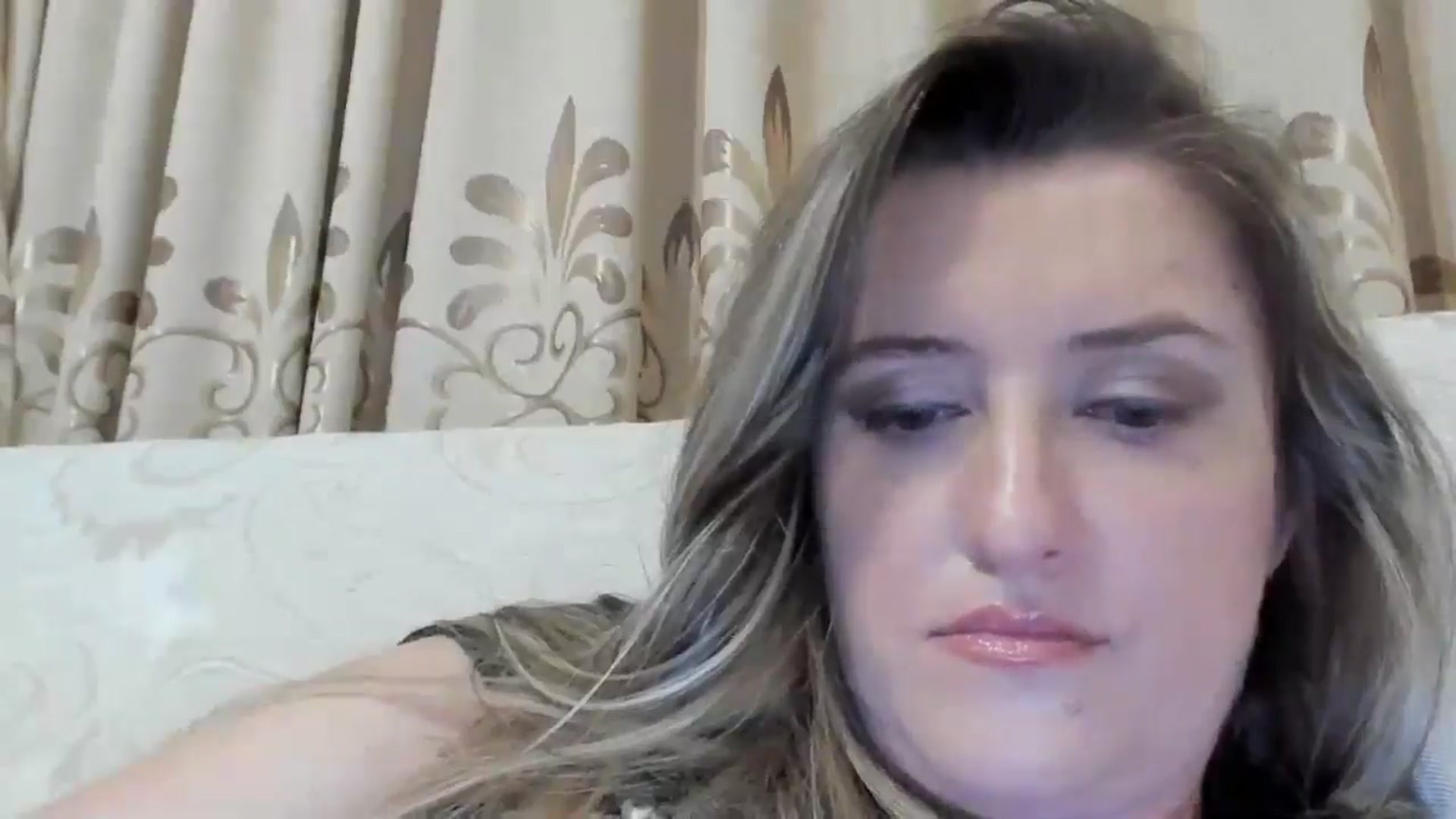 Gallery image thumbnail from BestDream's myfreecams stream on, 07/11/2024, 23:40 image 16 of 20