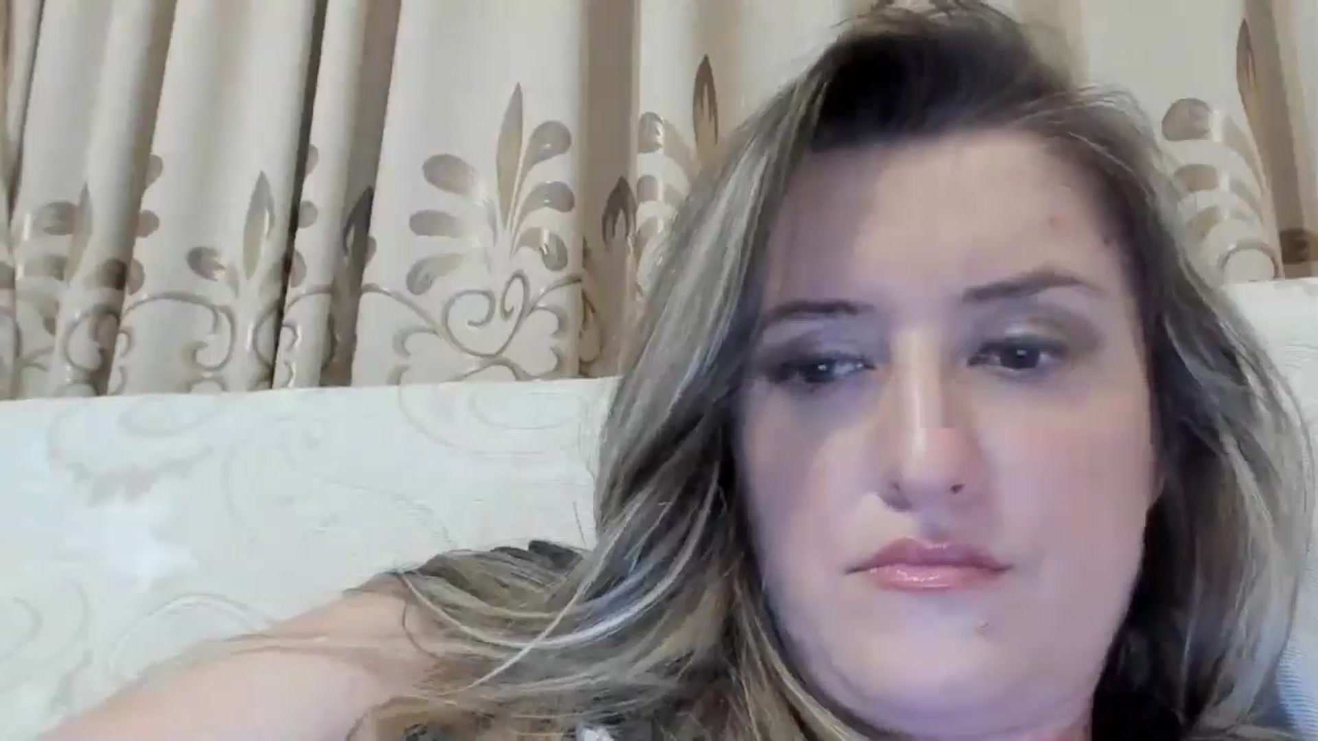 Gallery image thumbnail from BestDream's myfreecams stream on, 07/11/2024, 23:40 image 17 of 20