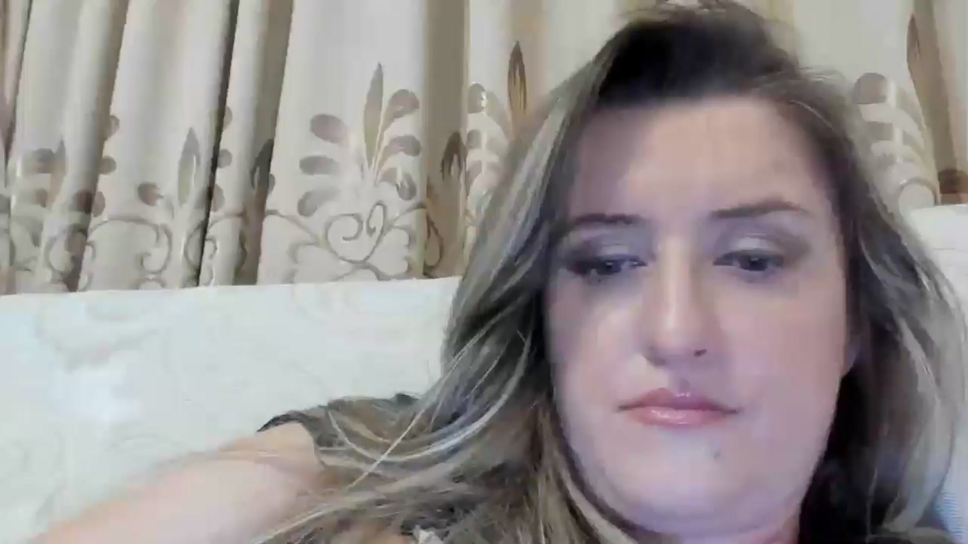 Gallery image thumbnail from BestDream's myfreecams stream on, 07/11/2024, 23:40 image 15 of 20