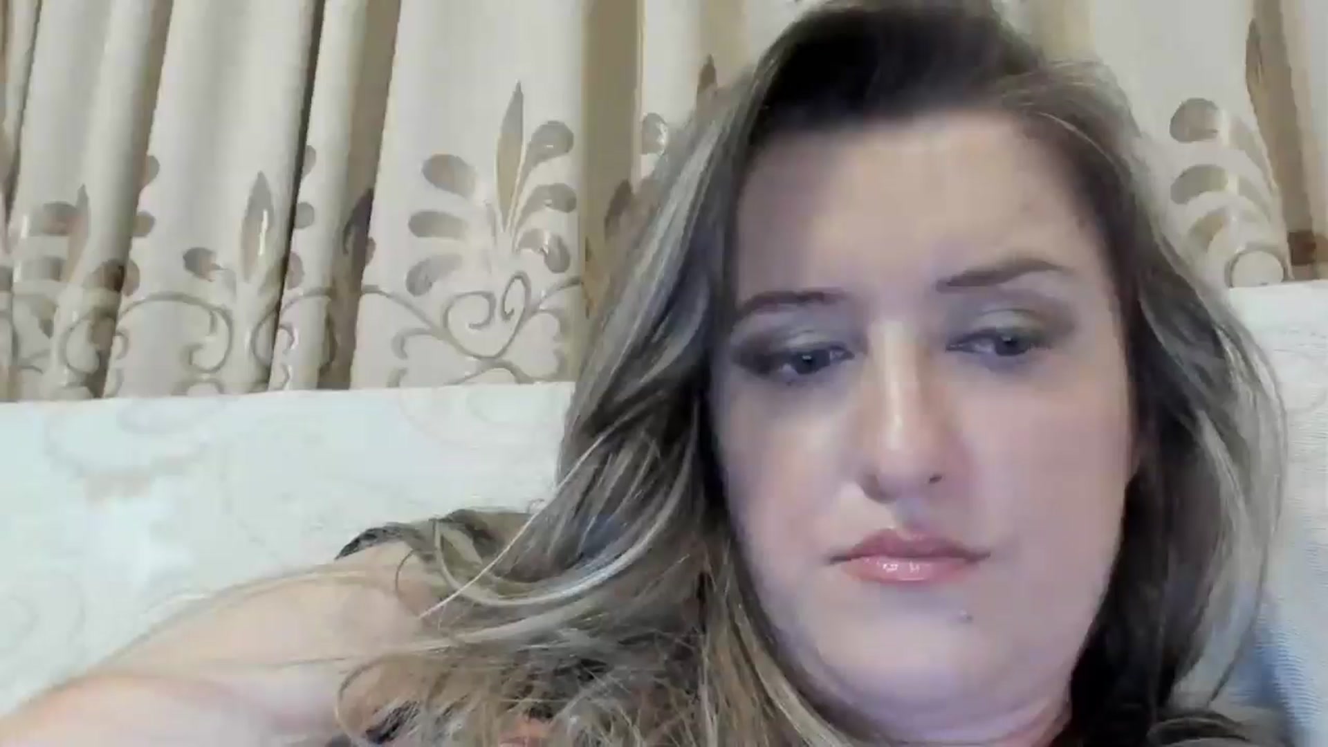 Gallery image thumbnail from BestDream's myfreecams stream on, 07/11/2024, 23:40 image 10 of 20