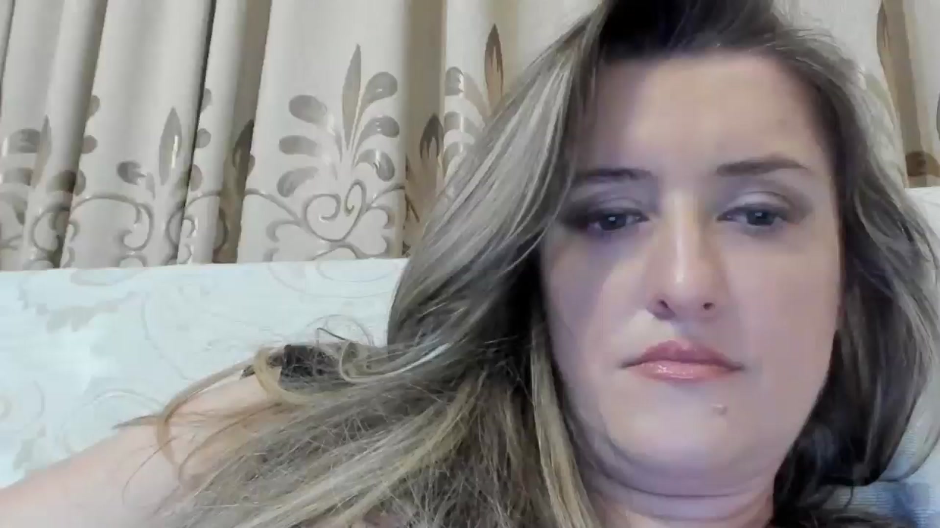 Gallery image thumbnail from BestDream's myfreecams stream on, 07/11/2024, 23:40 image 1 of 20