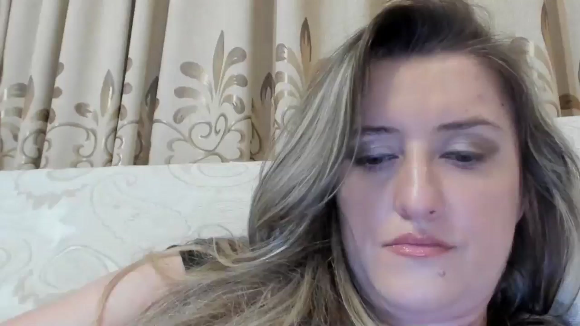 Gallery image thumbnail from BestDream's myfreecams stream on, 07/11/2024, 23:40 image 5 of 20