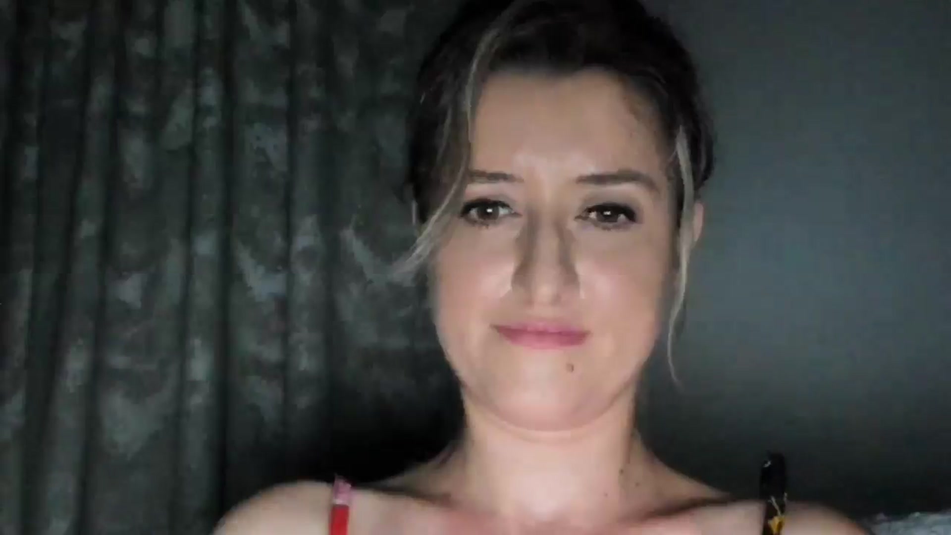 Gallery image thumbnail from BestDream's myfreecams stream on, 07/15/2024, 22:12 image 16 of 20