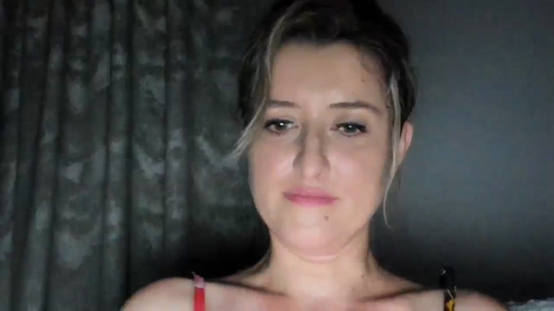 Gallery image thumbnail from BestDream's myfreecams stream on, 07/15/2024, 22:12 image 17 of 20