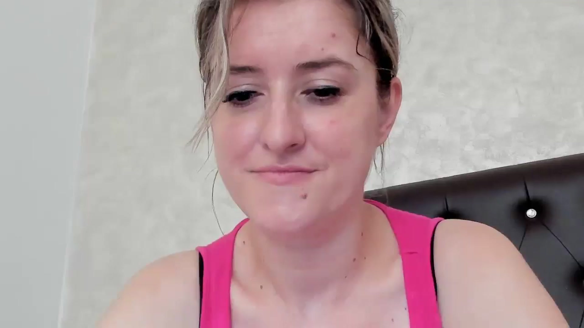Gallery image thumbnail from BestDream's myfreecams stream on, 07/16/2024, 07:32 image 3 of 20