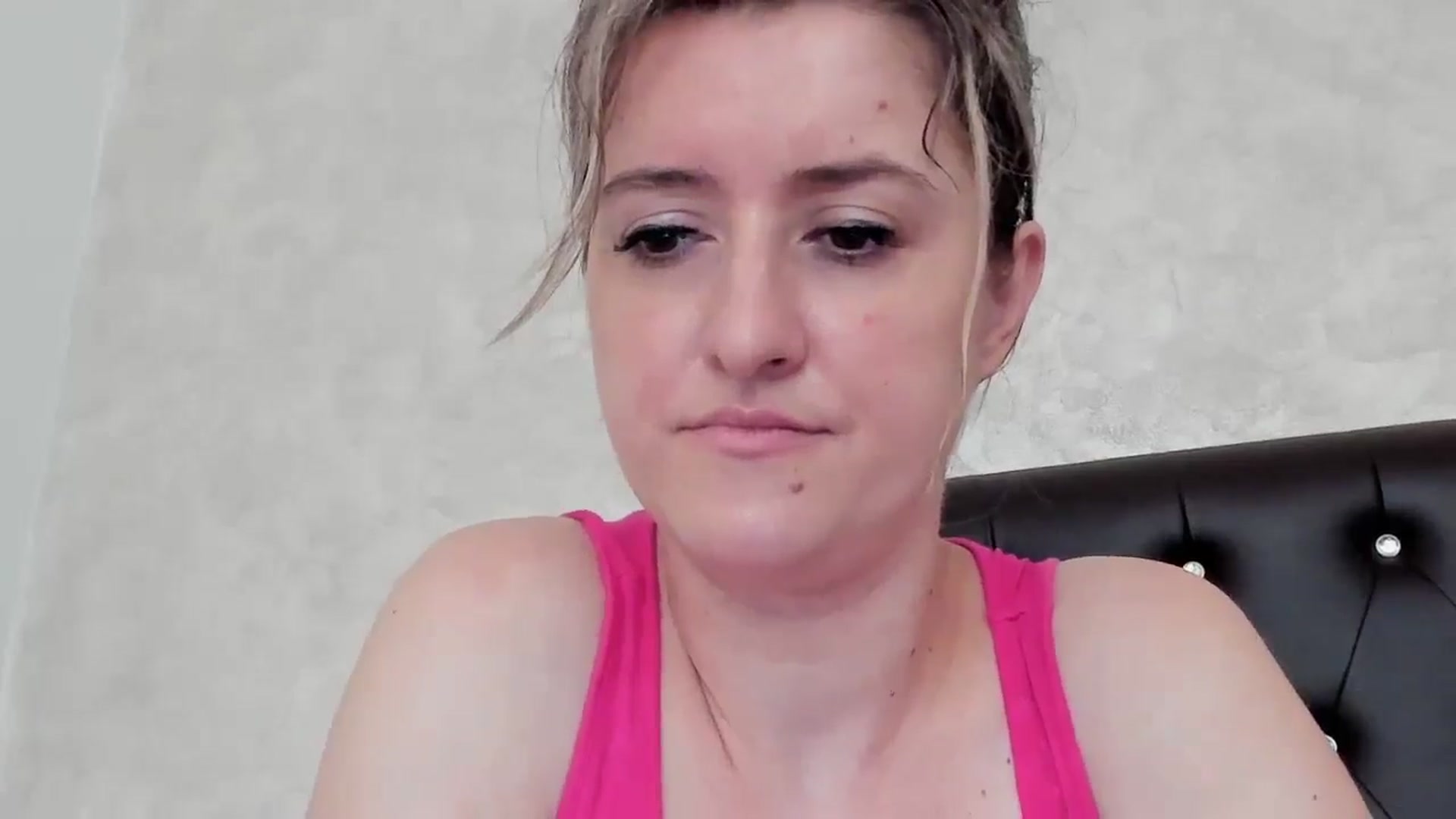 Gallery image thumbnail from BestDream's myfreecams stream on, 07/16/2024, 07:32 image 15 of 20