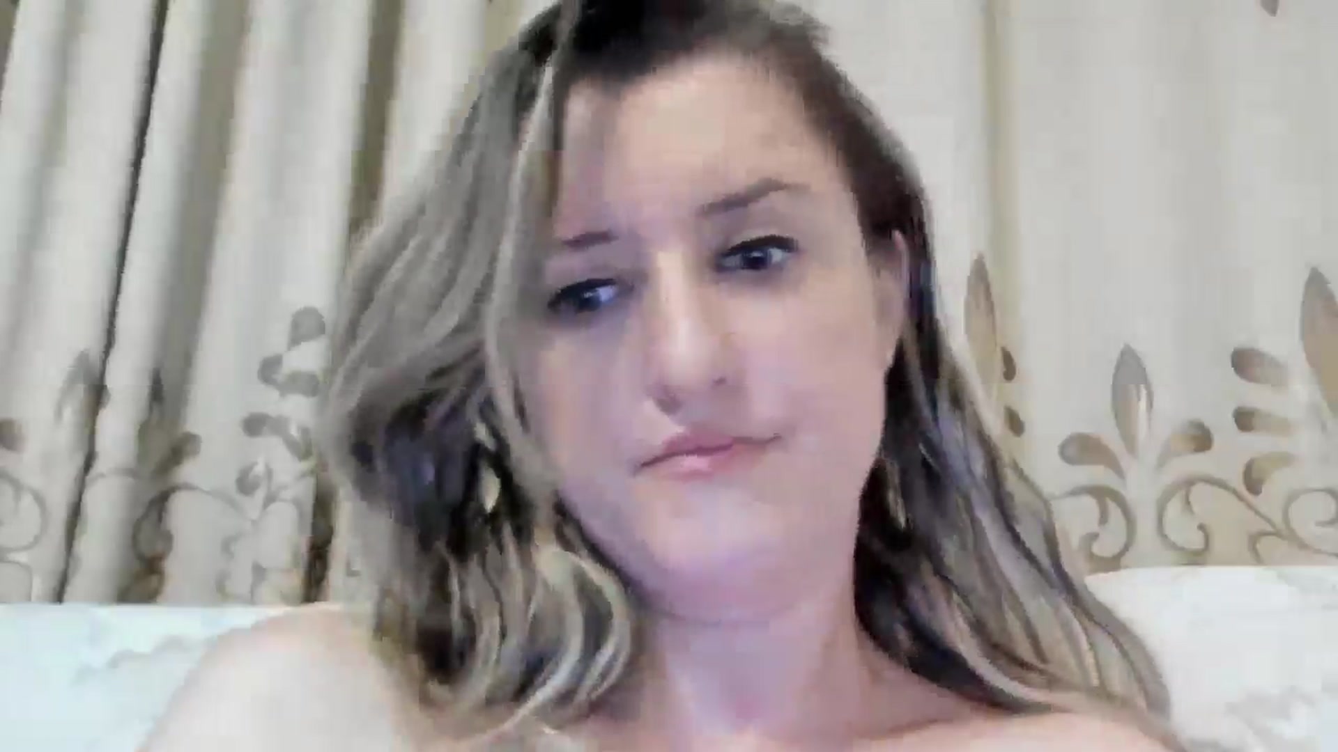 Gallery image thumbnail from BestDream's myfreecams stream on, 07/20/2024, 02:36 image 10 of 20