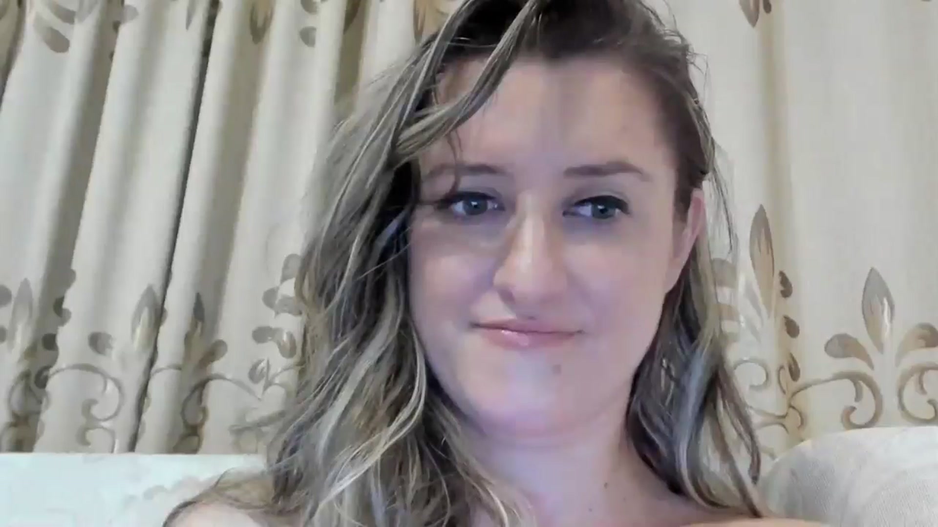 Gallery image thumbnail from BestDream's myfreecams stream on, 07/20/2024, 02:36 image 16 of 20