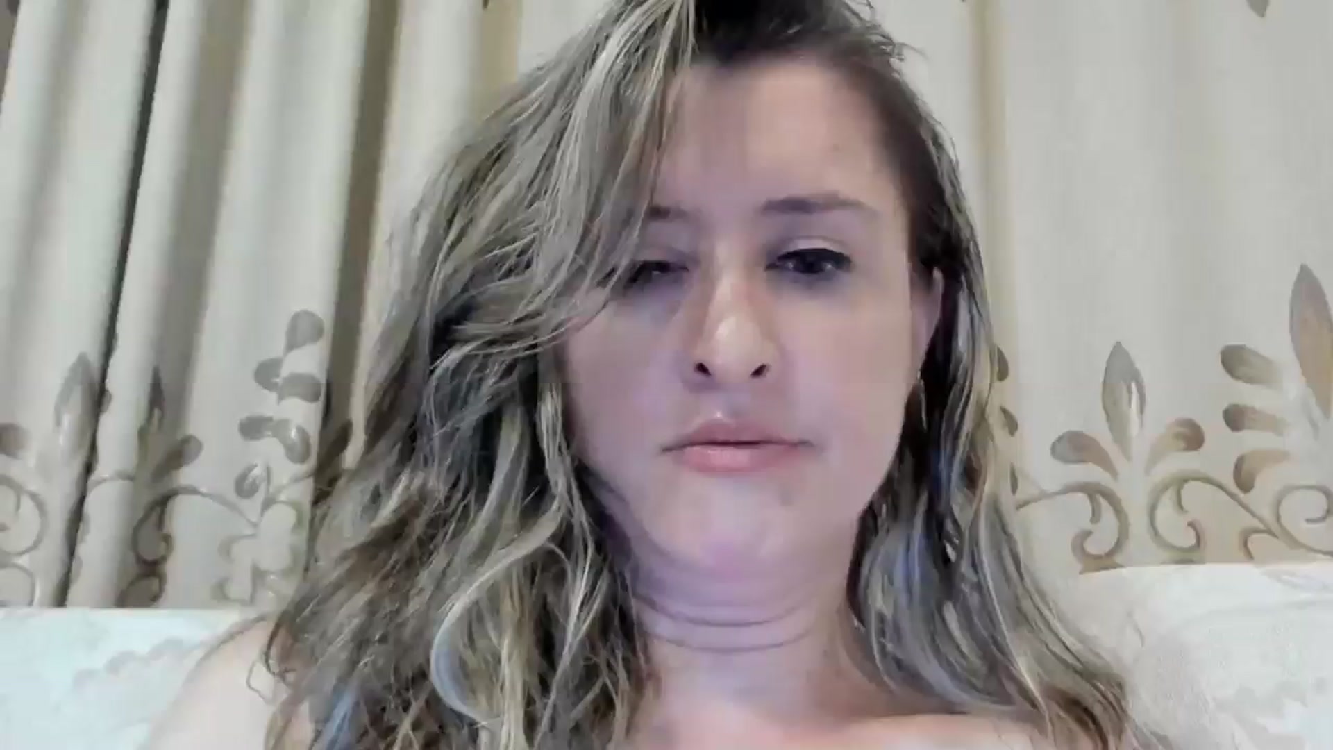 Gallery image thumbnail from BestDream's myfreecams stream on, 07/20/2024, 02:36 image 9 of 20