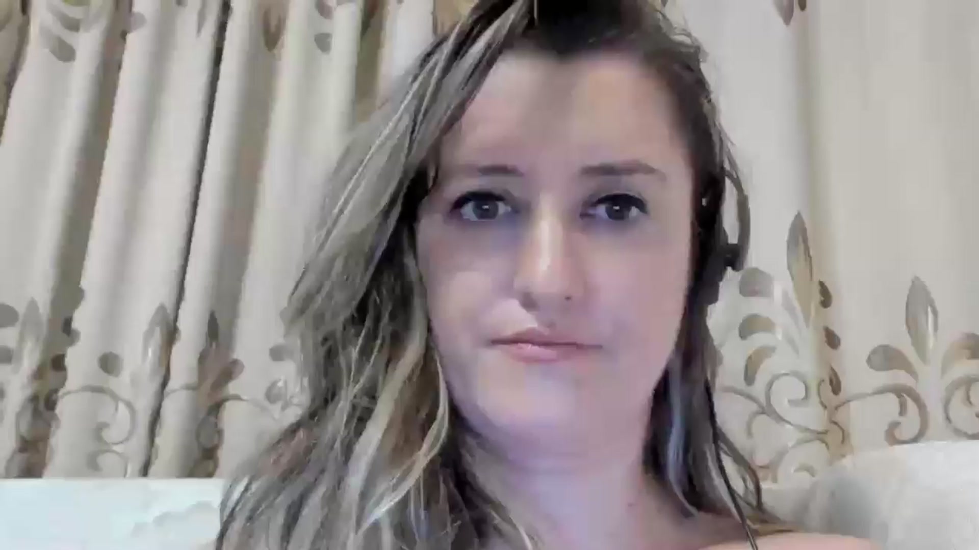 Gallery image thumbnail from BestDream's myfreecams stream on, 07/20/2024, 02:36 image 18 of 20