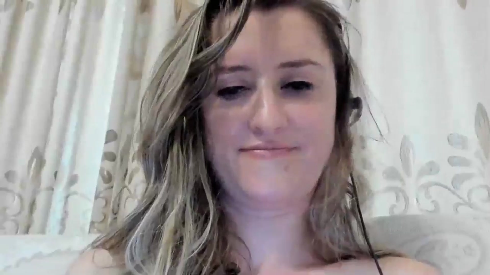Gallery image thumbnail from BestDream's myfreecams stream on, 07/20/2024, 04:32 image 12 of 20