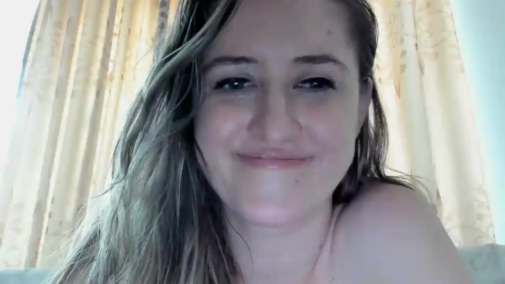 Gallery image thumbnail from BestDream's myfreecams stream on, 07/20/2024, 05:48 image 10 of 20