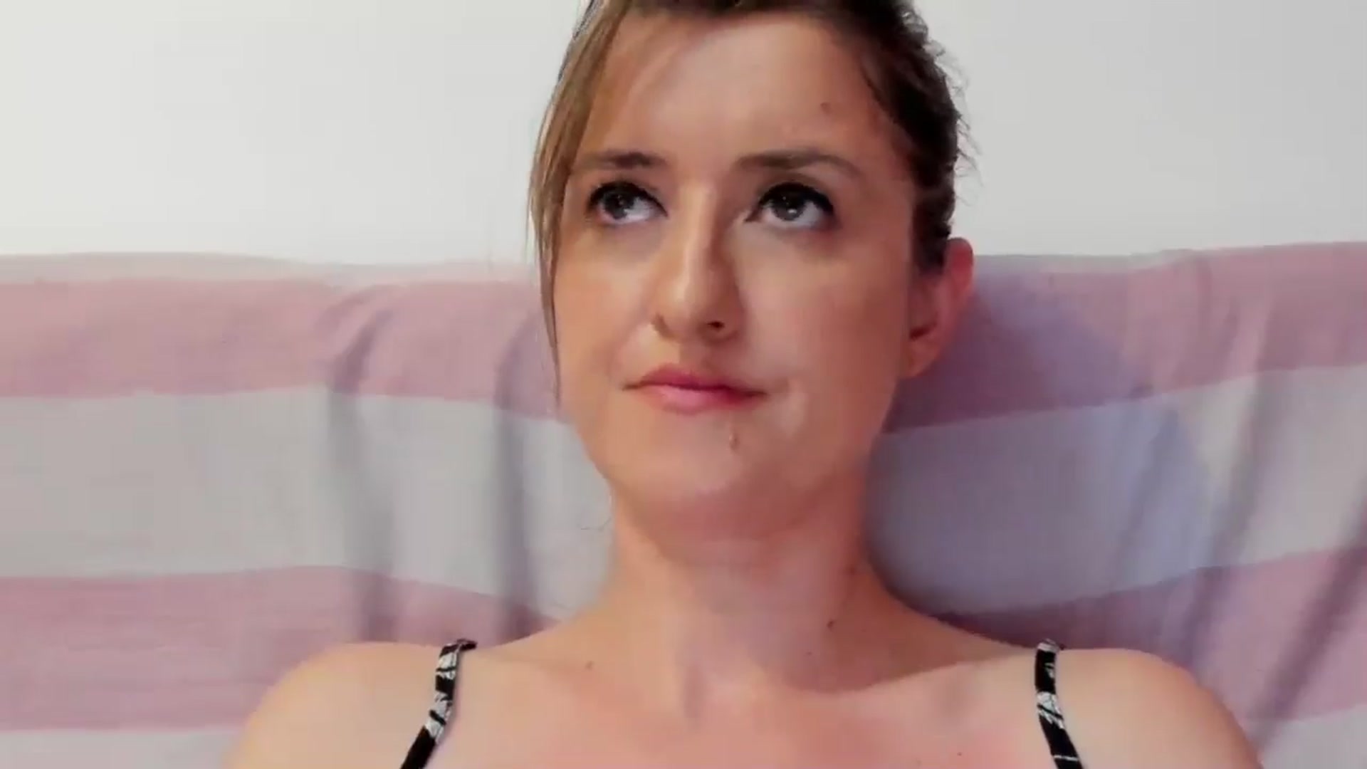 Gallery image thumbnail from BestDream's myfreecams stream on, 07/20/2024, 22:13 image 11 of 20