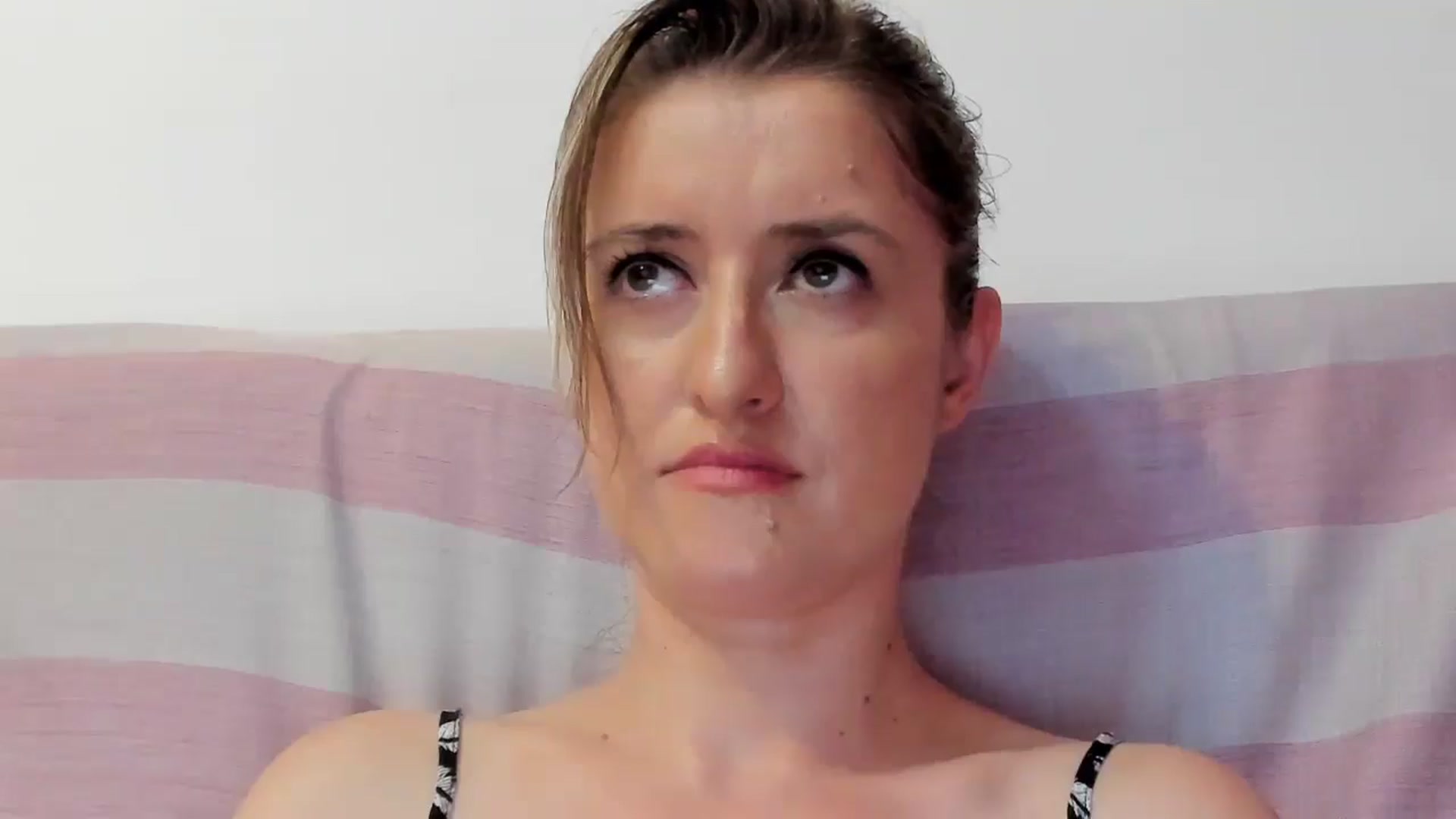 Gallery image thumbnail from BestDream's myfreecams stream on, 07/20/2024, 22:42 image 10 of 20