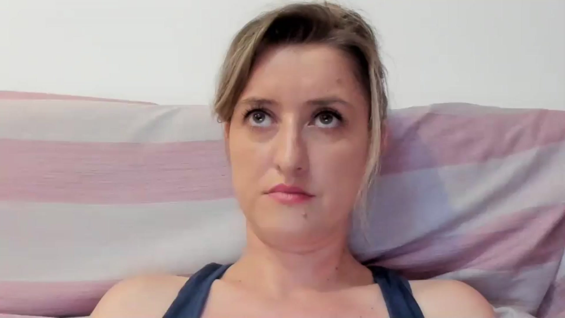 Gallery image thumbnail from BestDream's myfreecams stream on, 07/21/2024, 22:46 image 9 of 20