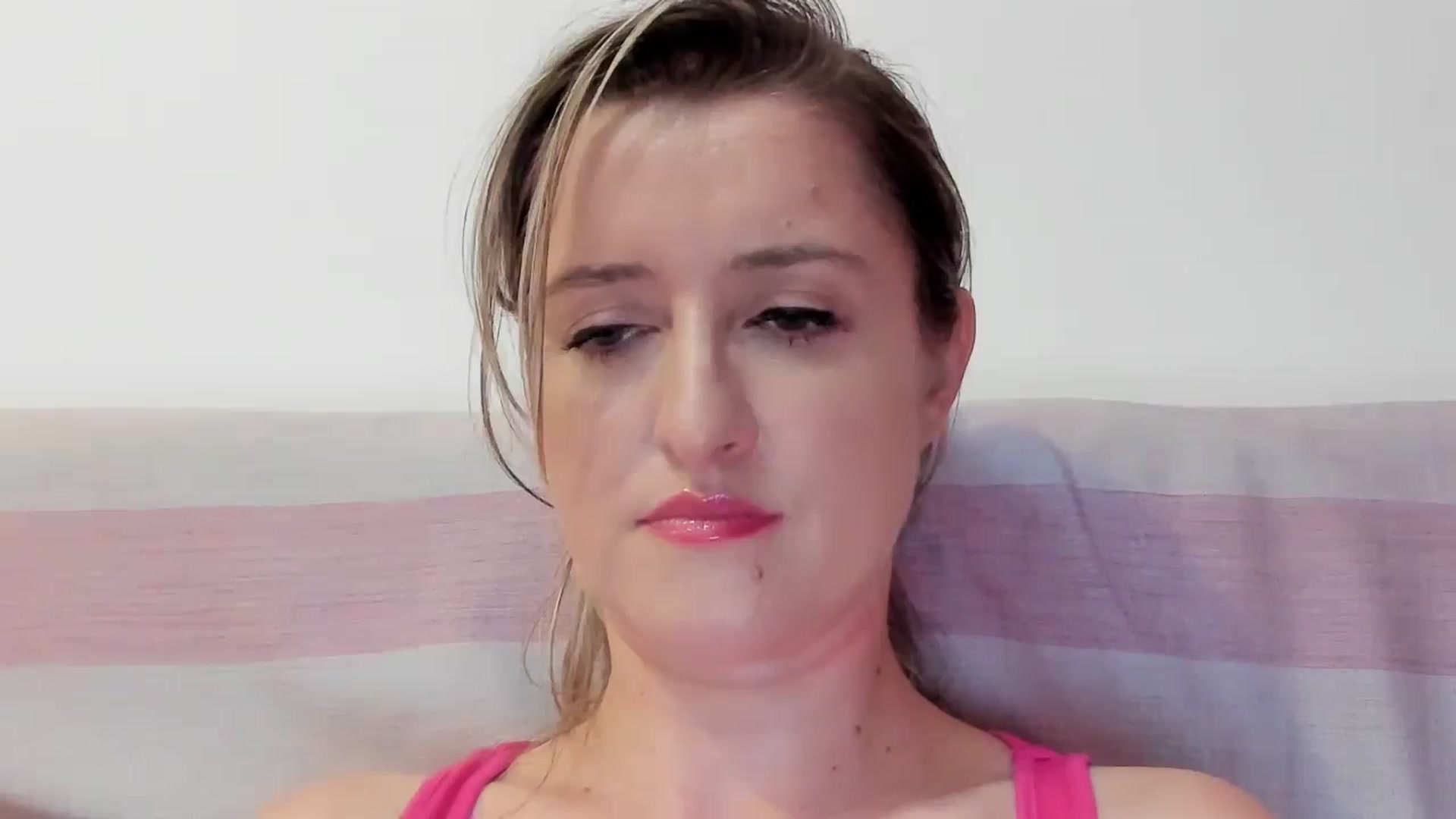 Gallery image thumbnail from BestDream's myfreecams stream on, 07/22/2024, 23:41 image 17 of 20