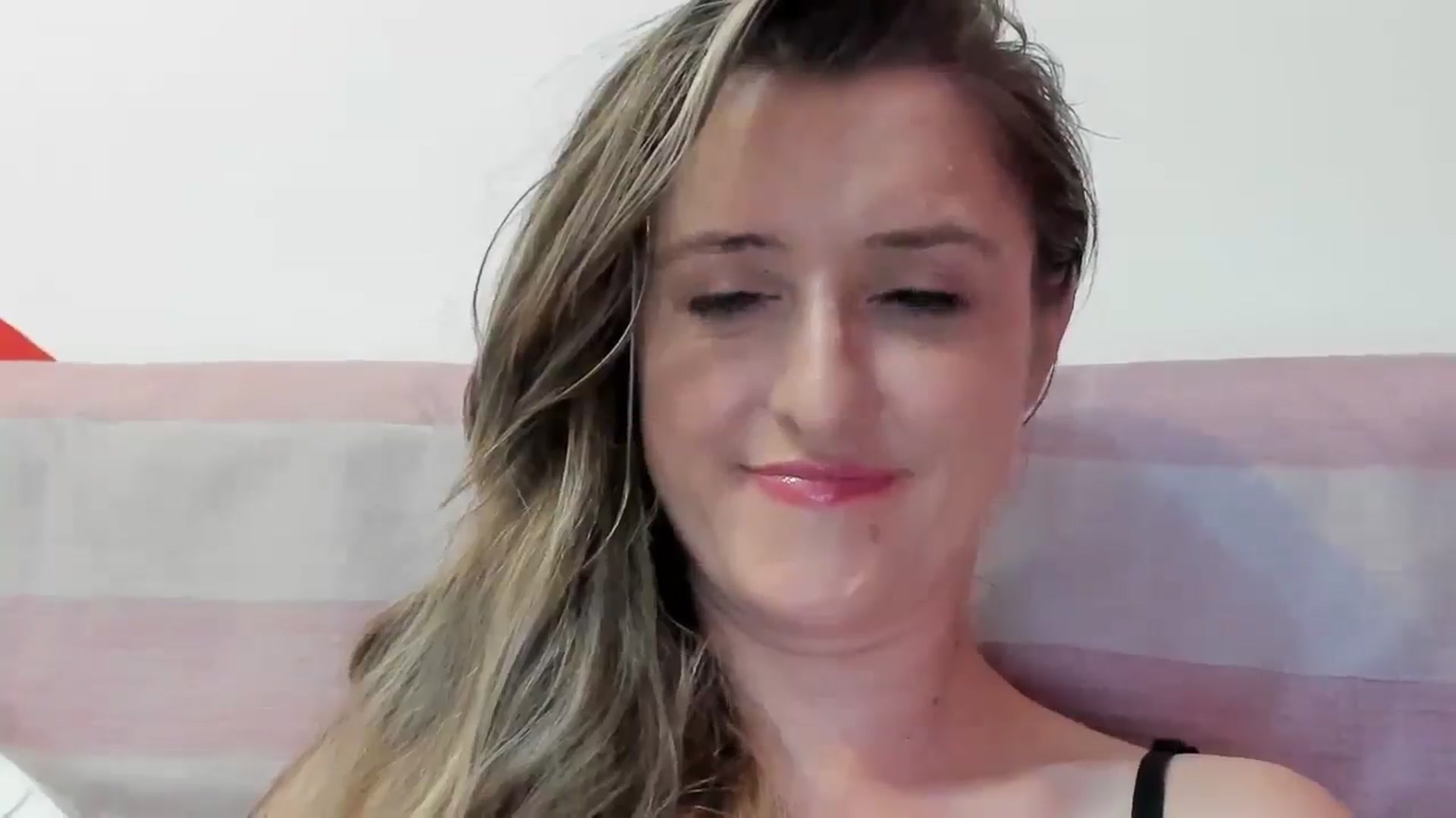 Gallery image thumbnail from BestDream's myfreecams stream on, 07/23/2024, 22:12 image 13 of 20