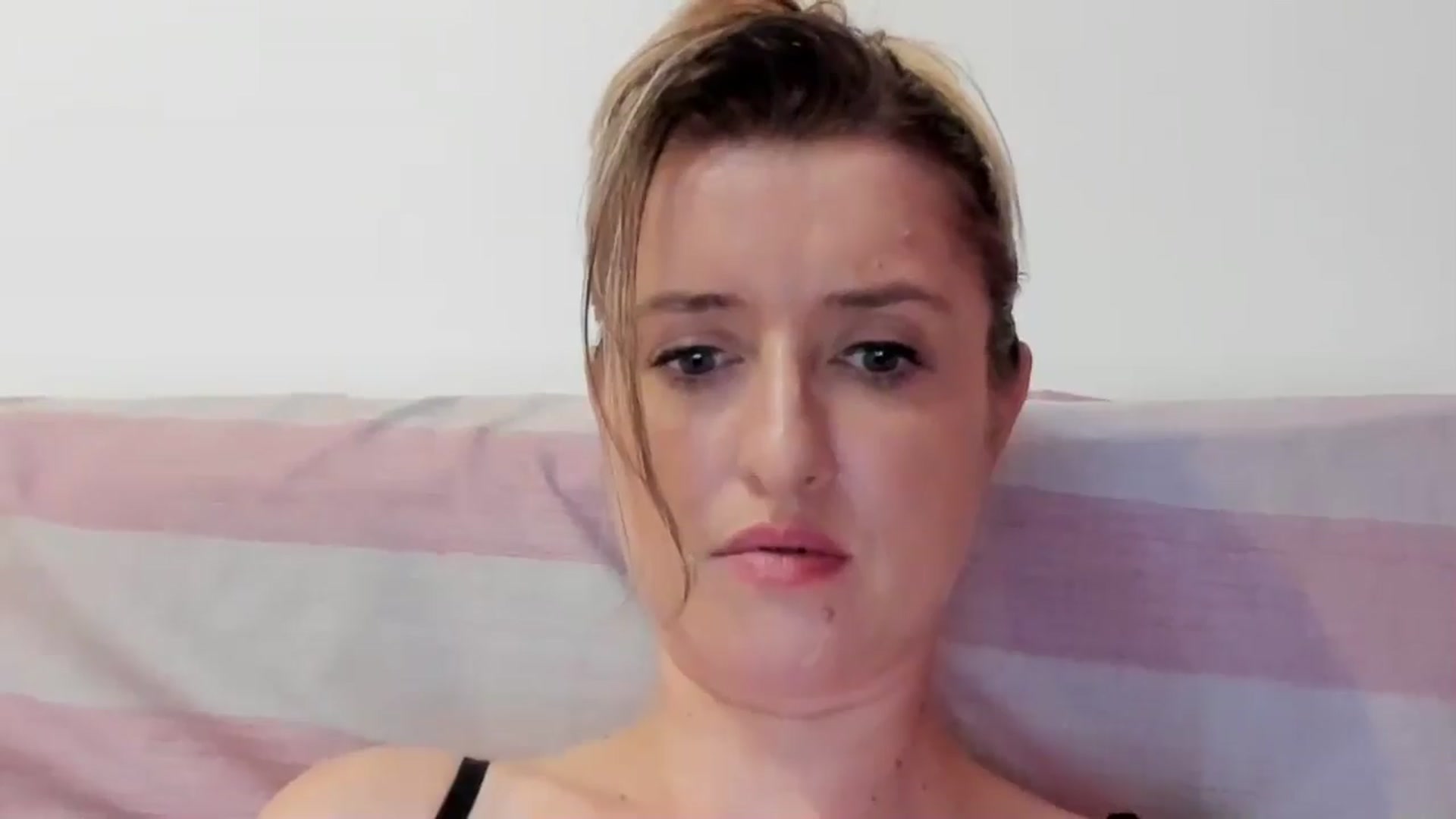 Gallery image thumbnail from BestDream's myfreecams stream on, 07/23/2024, 23:51 image 16 of 20