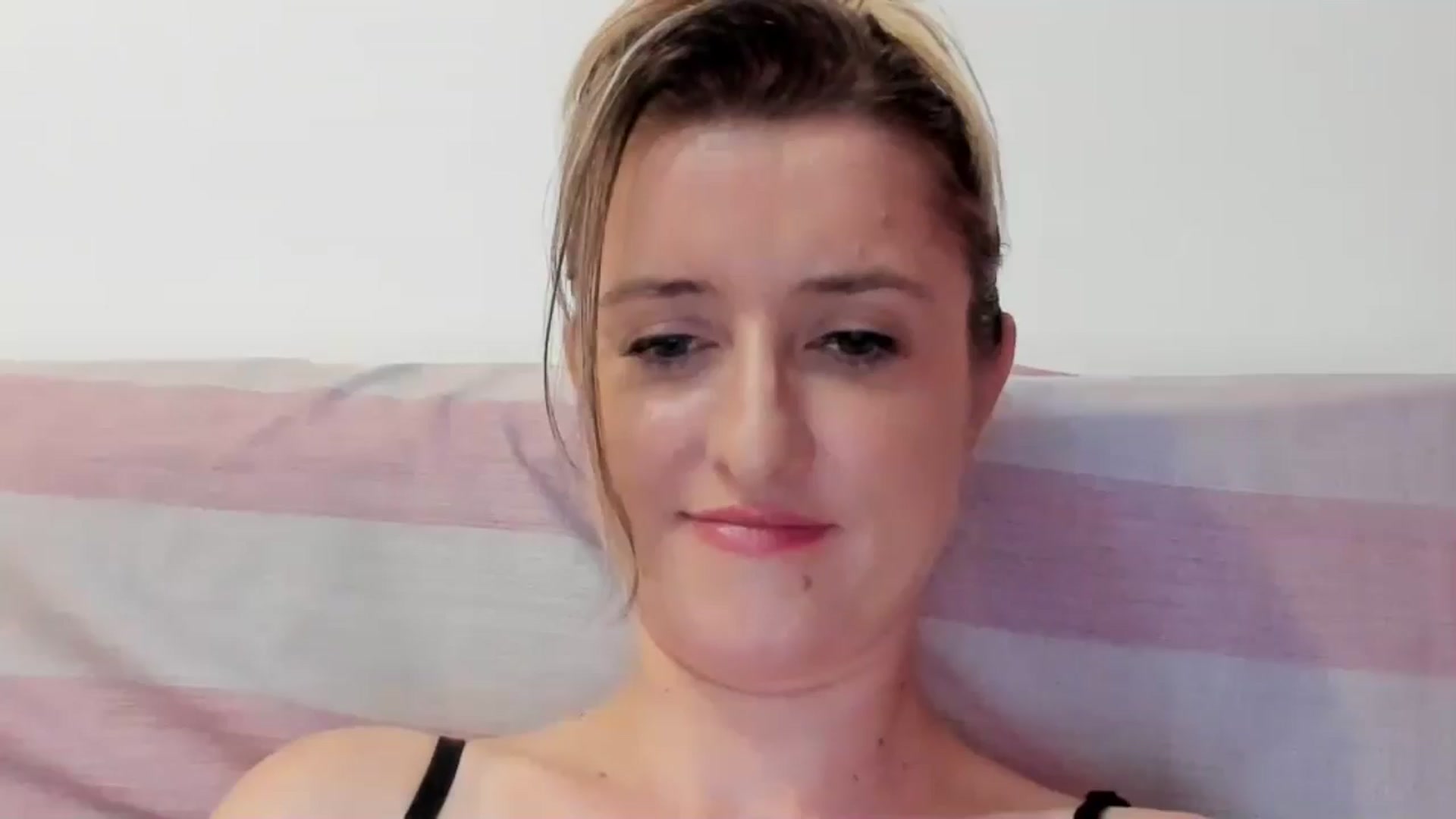 Gallery image thumbnail from BestDream's myfreecams stream on, 07/23/2024, 23:51 image 18 of 20