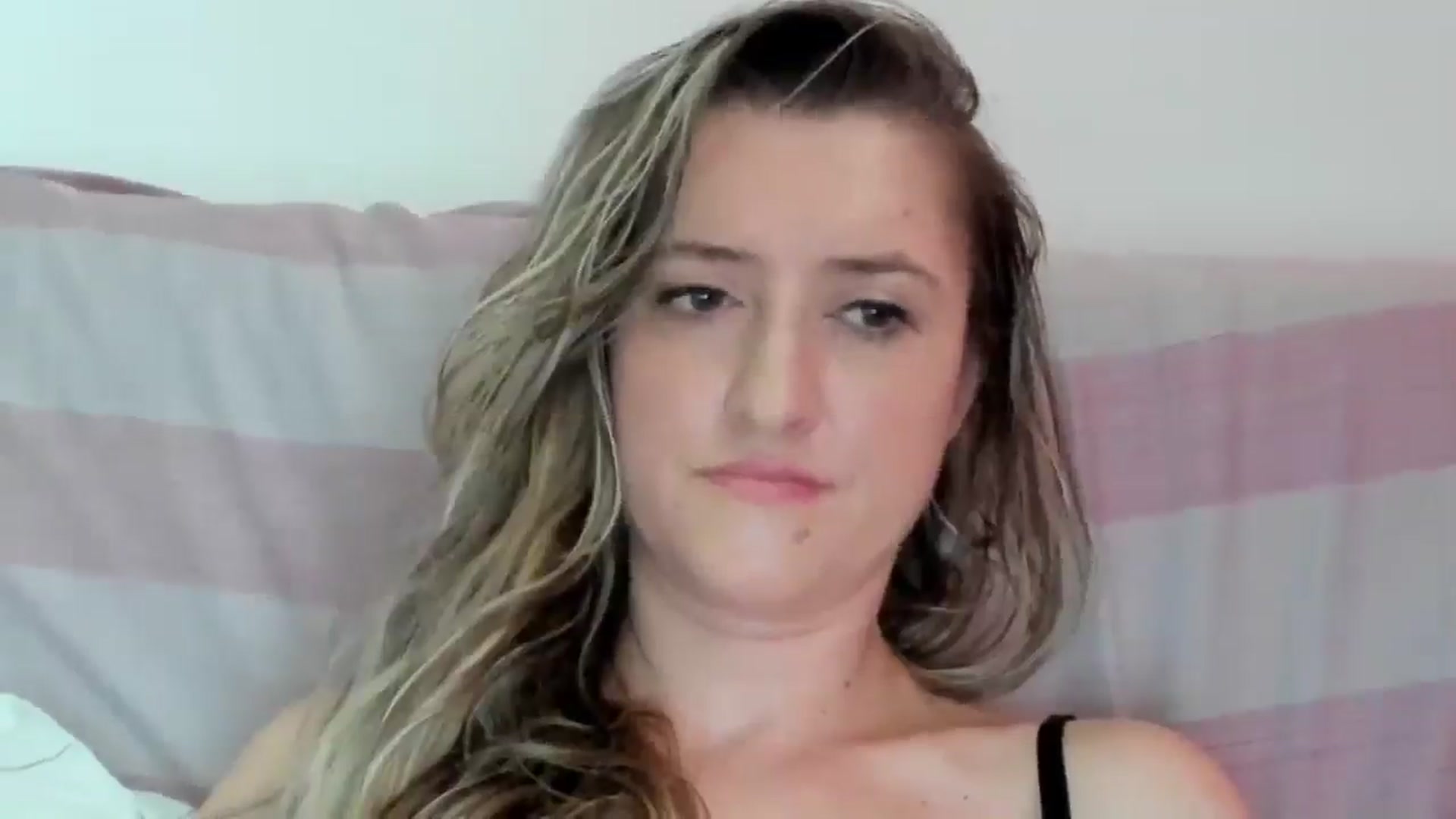 Gallery image thumbnail from BestDream's myfreecams stream on, 07/24/2024, 08:53 image 8 of 20