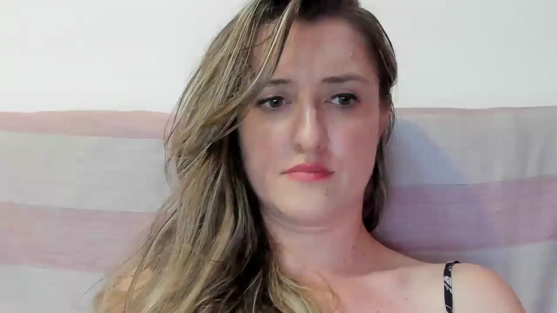 Gallery image thumbnail from BestDream's myfreecams stream on, 07/24/2024, 22:07 image 16 of 20