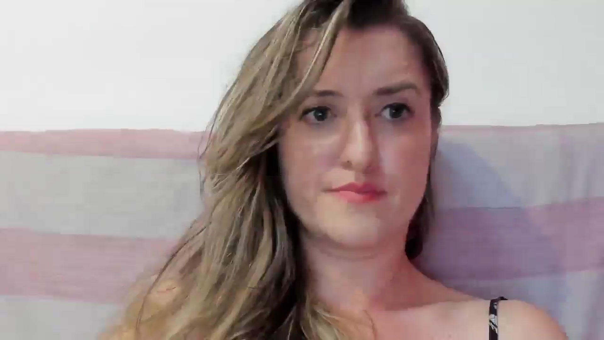 Gallery image thumbnail from BestDream's myfreecams stream on, 07/24/2024, 22:07 image 8 of 20