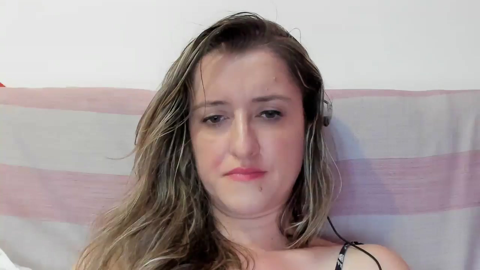 Gallery image thumbnail from BestDream's myfreecams stream on, 07/24/2024, 23:13 image 15 of 20