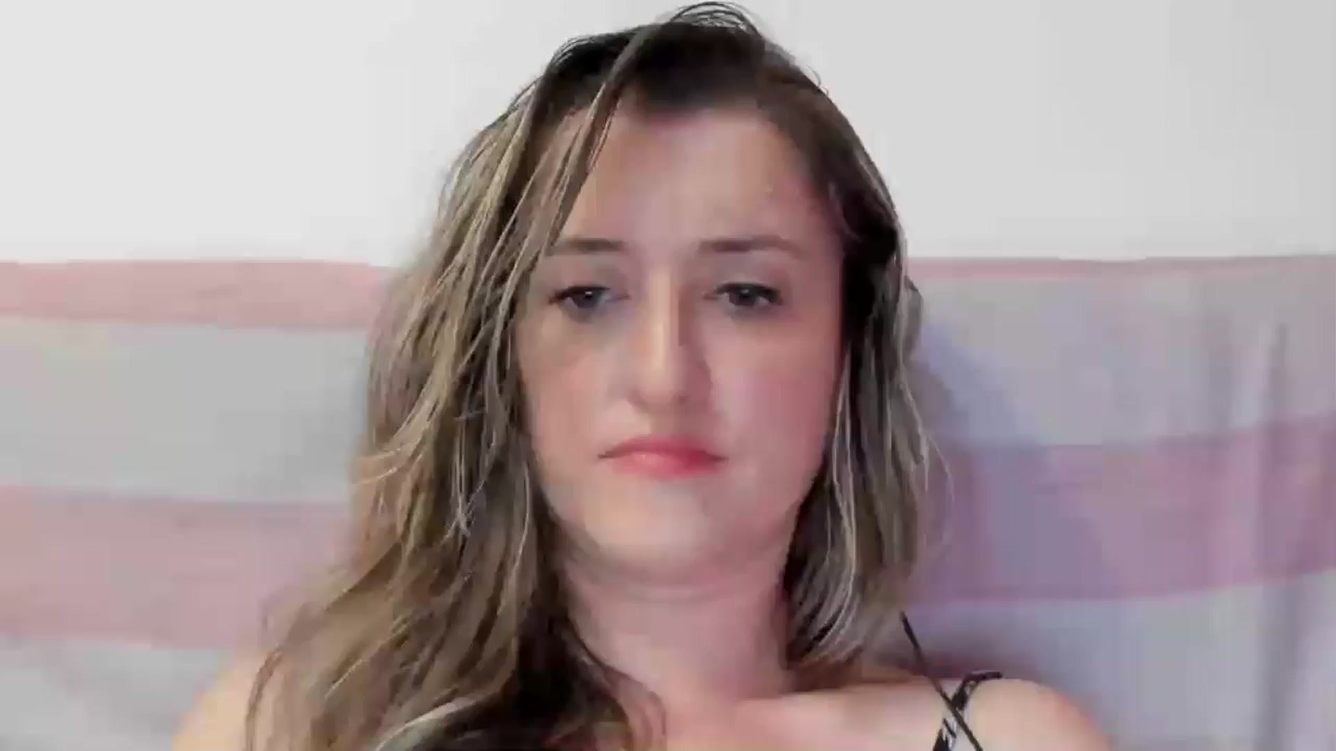 Gallery image thumbnail from BestDream's myfreecams stream on, 07/24/2024, 23:13 image 7 of 20