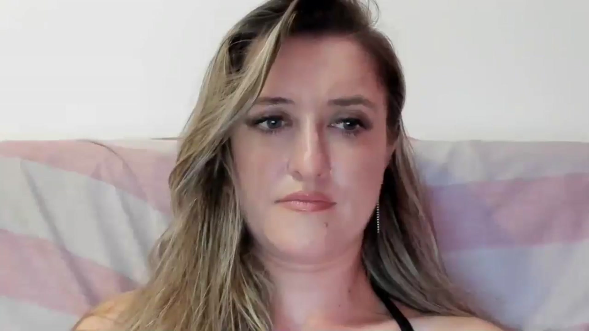 Gallery image thumbnail from BestDream's myfreecams stream on, 07/26/2024, 03:01 image 11 of 20