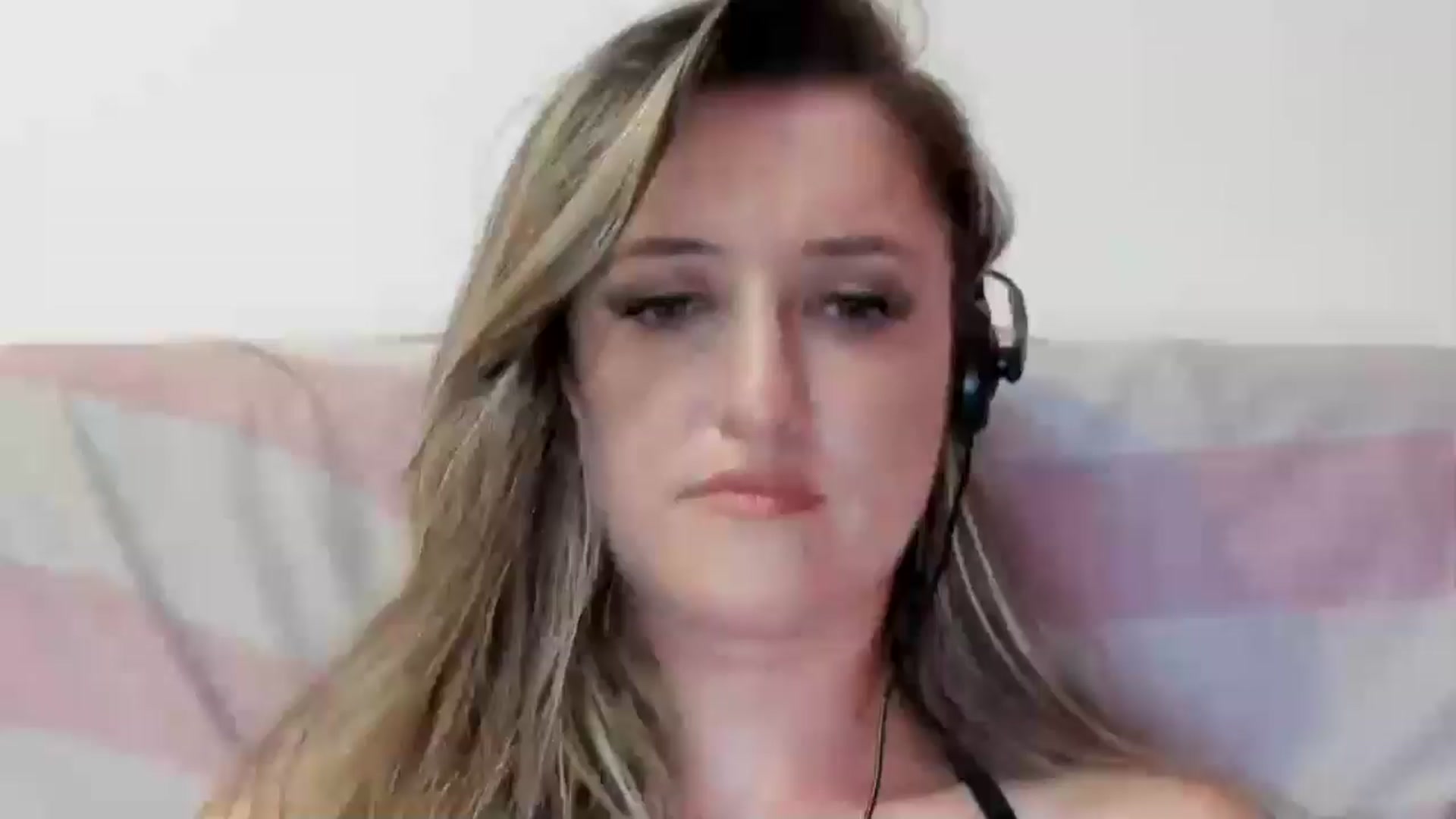 Gallery image thumbnail from BestDream's myfreecams stream on, 07/26/2024, 03:01 image 17 of 20