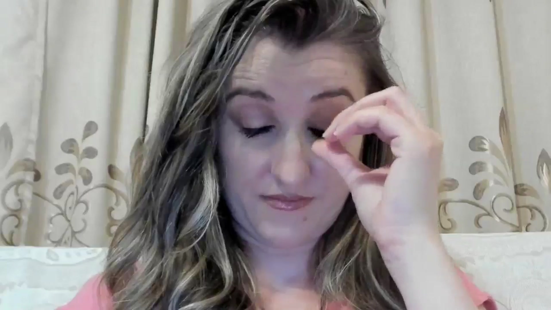 Gallery image thumbnail from BestDream's myfreecams stream on, 07/26/2024, 22:18 image 4 of 20