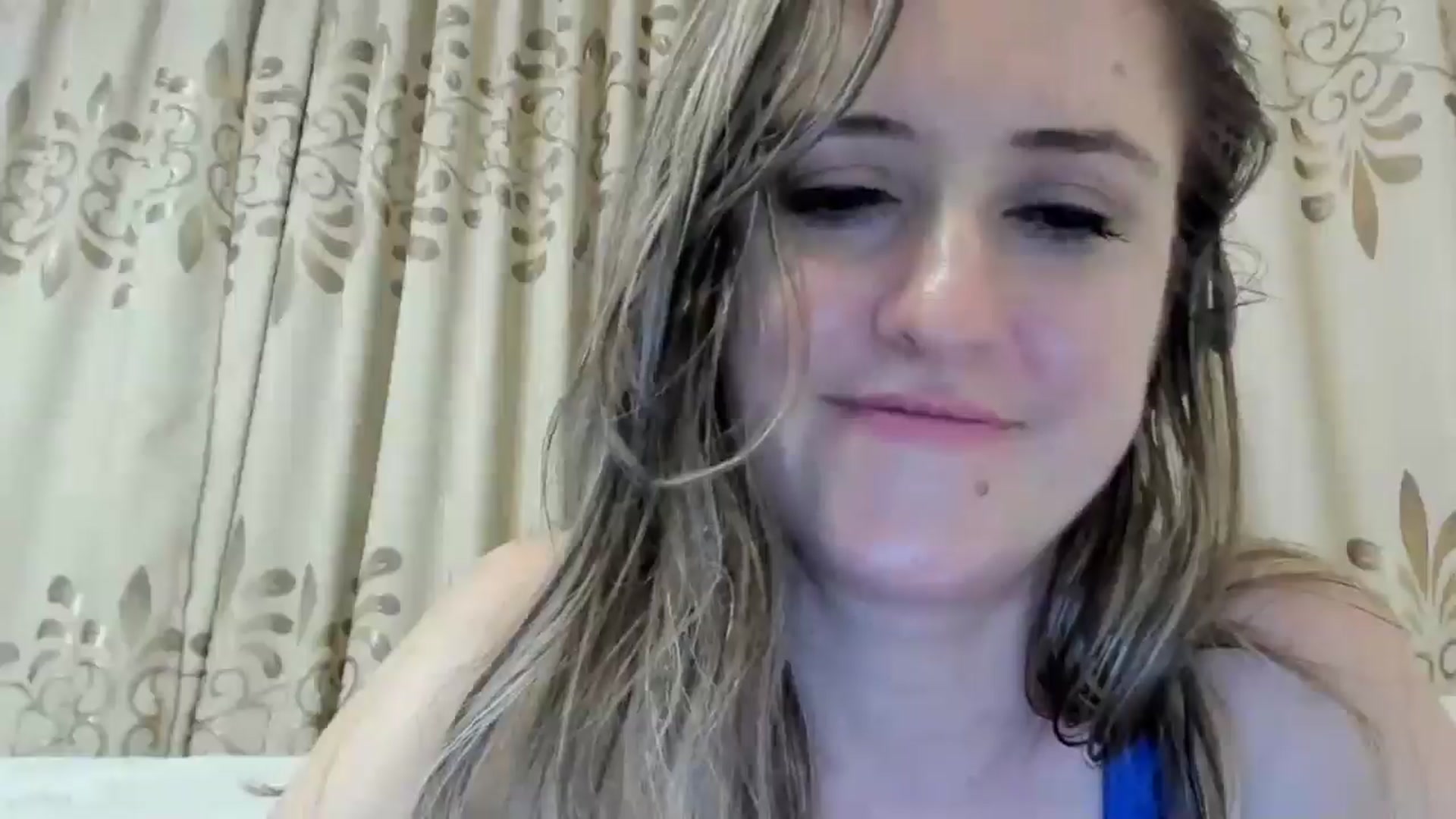 Gallery image thumbnail from BestDream's myfreecams stream on, 07/28/2024, 01:40 image 6 of 20