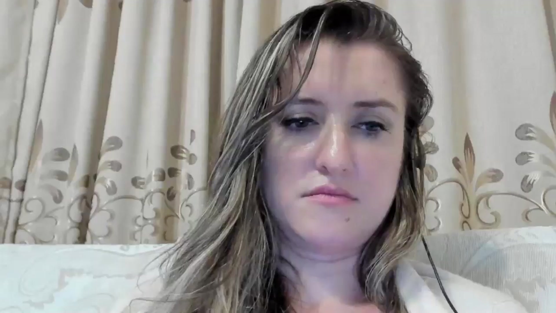 Gallery image thumbnail from BestDream's myfreecams stream on, 07/28/2024, 01:40 image 15 of 20