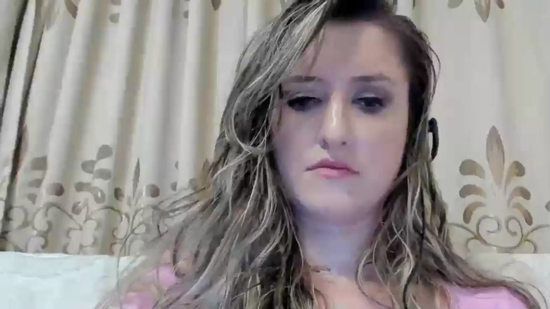 Gallery image thumbnail from BestDream's myfreecams stream on, 07/28/2024, 21:34 image 18 of 20