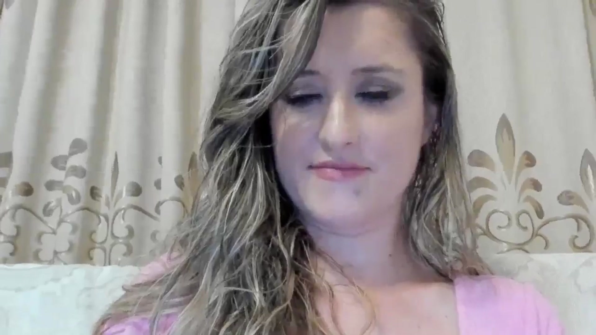 Gallery image thumbnail from BestDream's myfreecams stream on, 07/28/2024, 21:34 image 3 of 20