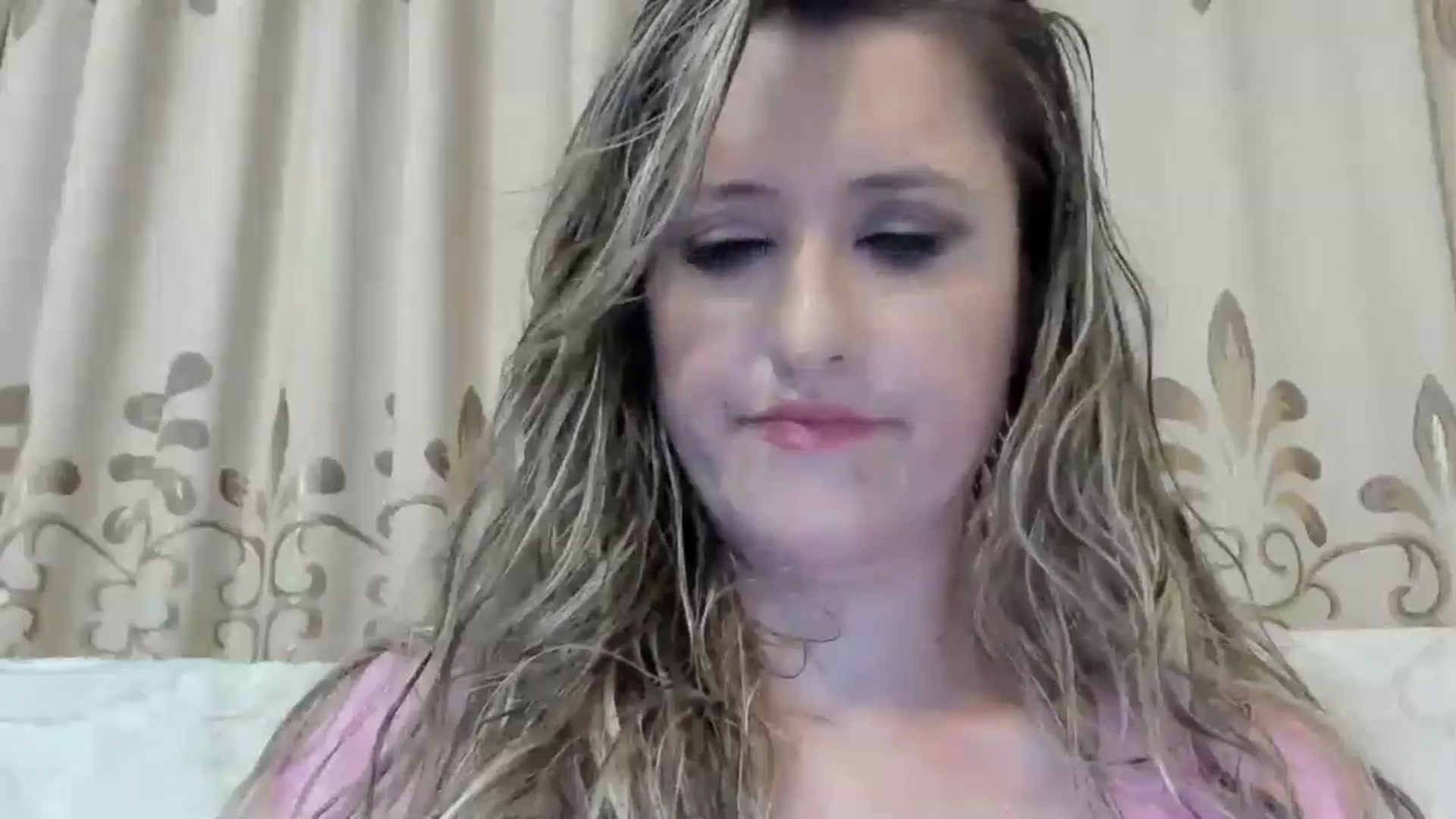 Gallery image thumbnail from BestDream's myfreecams stream on, 07/28/2024, 21:34 image 5 of 20