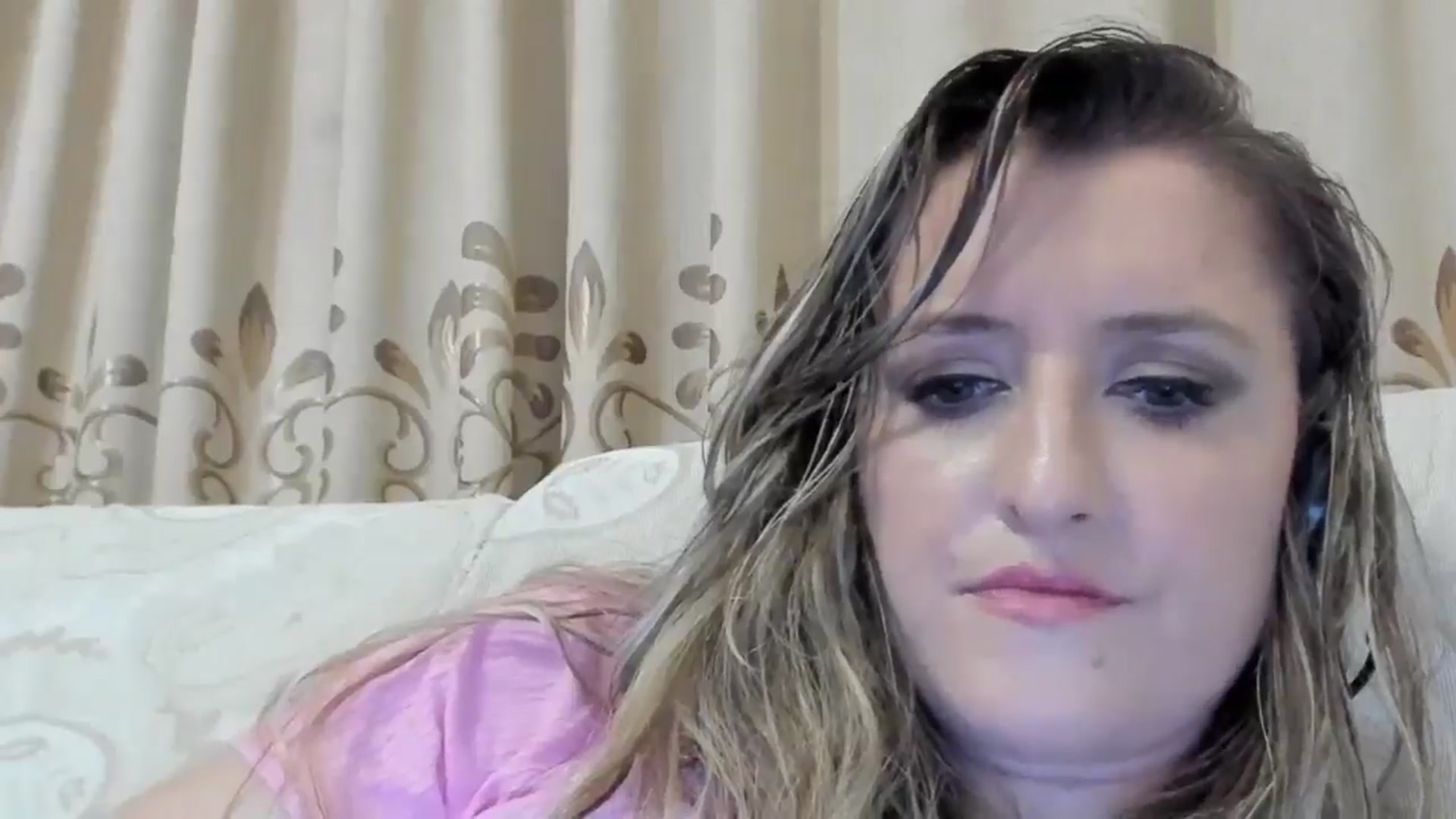 Gallery image thumbnail from BestDream's myfreecams stream on, 07/28/2024, 22:19 image 16 of 20