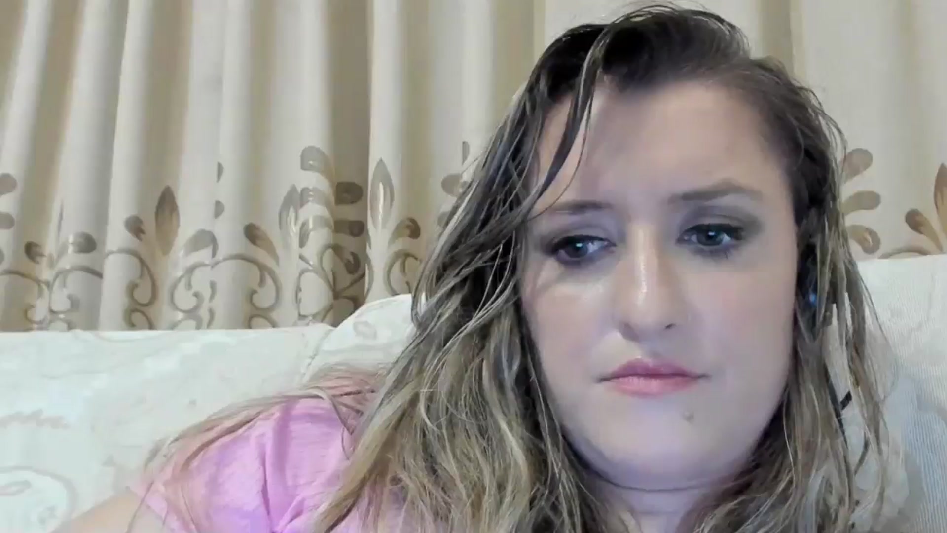 Gallery image thumbnail from BestDream's myfreecams stream on, 07/28/2024, 22:19 image 8 of 20