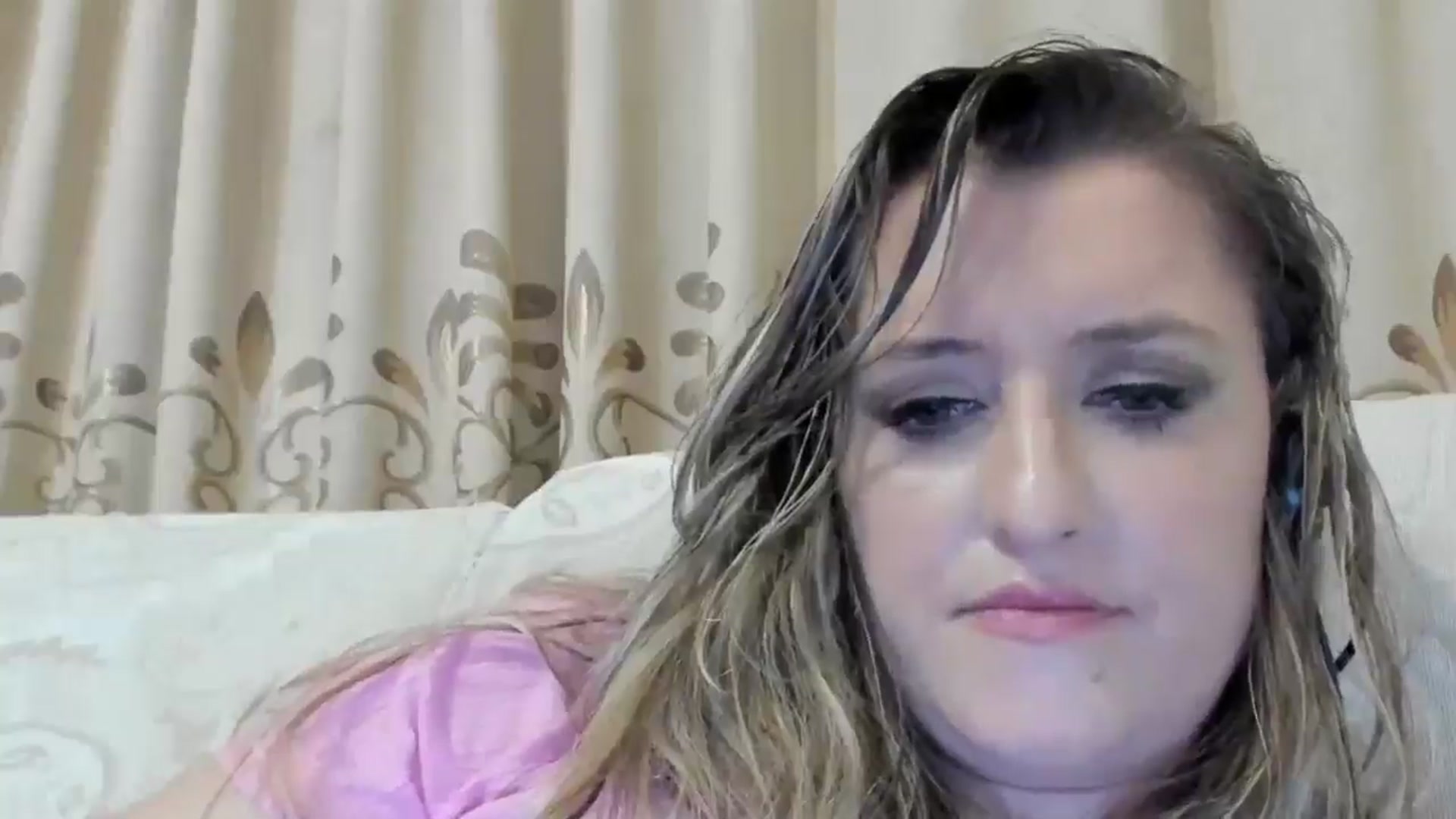 Gallery image thumbnail from BestDream's myfreecams stream on, 07/28/2024, 22:19 image 14 of 20