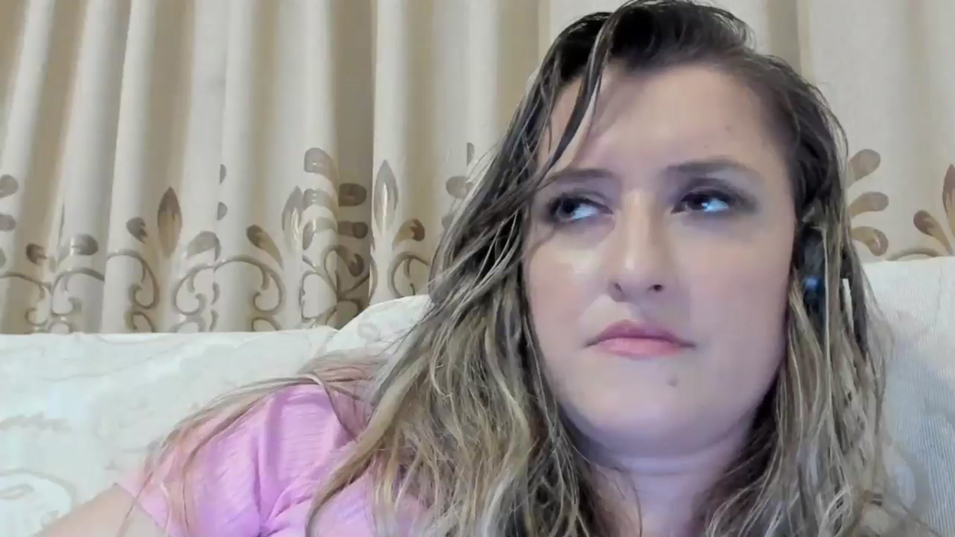 Gallery image thumbnail from BestDream's myfreecams stream on, 07/28/2024, 22:19 image 5 of 20