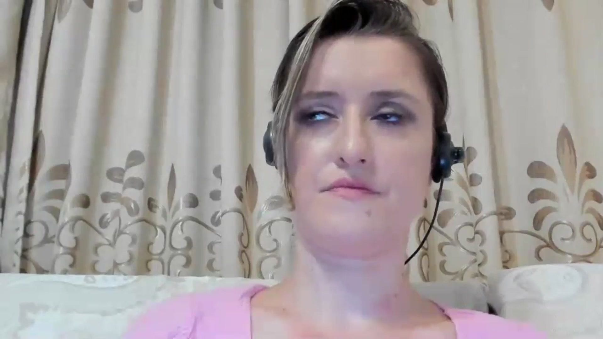 Gallery image thumbnail from BestDream's myfreecams stream on, 07/28/2024, 23:18 image 15 of 20