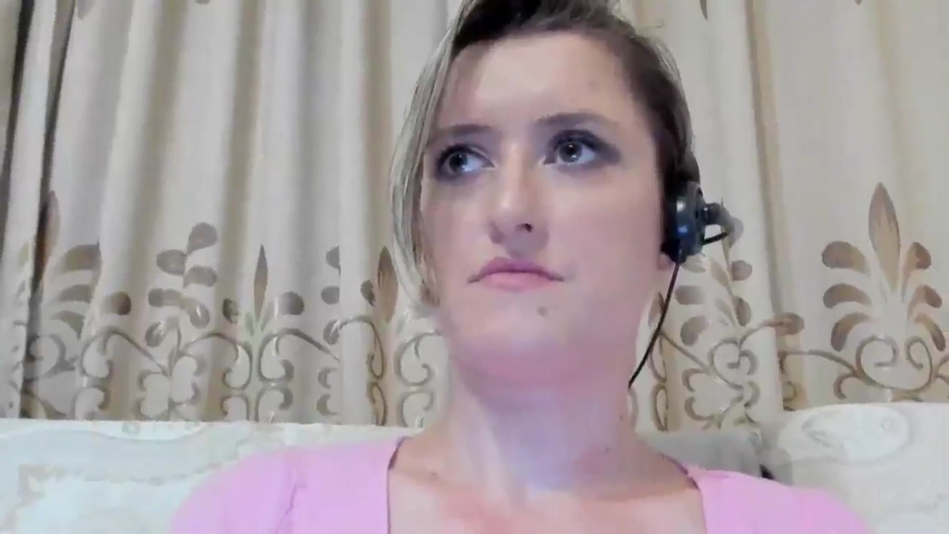 Gallery image thumbnail from BestDream's myfreecams stream on, 07/28/2024, 23:18 image 13 of 20