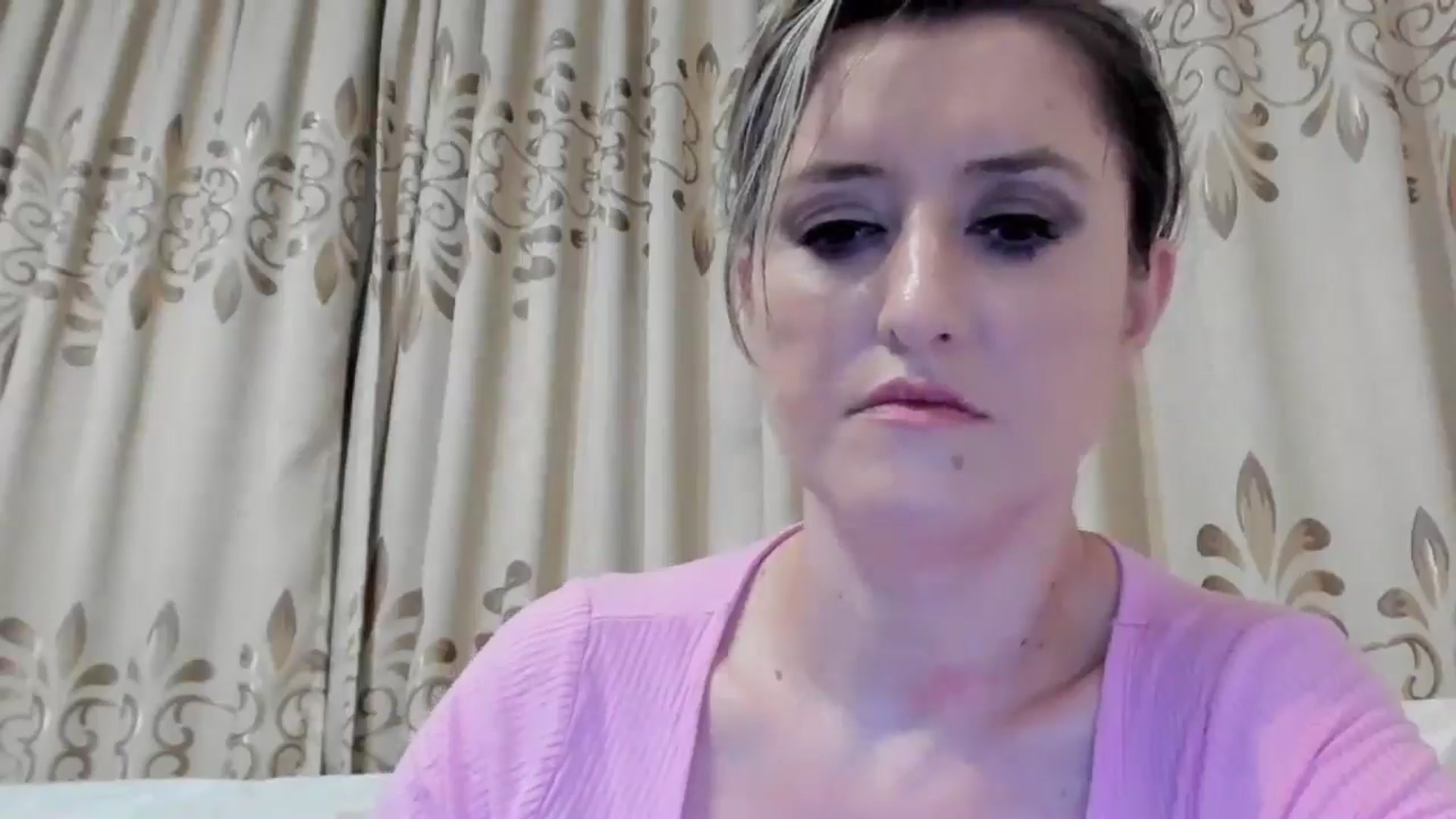 Gallery image thumbnail from BestDream's myfreecams stream on, 07/28/2024, 23:47 image 16 of 20