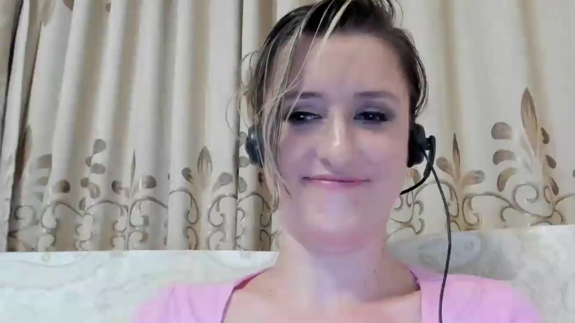 Gallery image thumbnail from BestDream's myfreecams stream on, 07/29/2024, 24:07 image 13 of 20