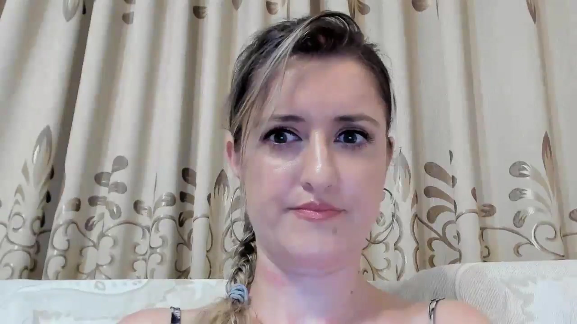 Gallery image thumbnail from BestDream's myfreecams stream on, 07/30/2024, 21:58 image 17 of 20