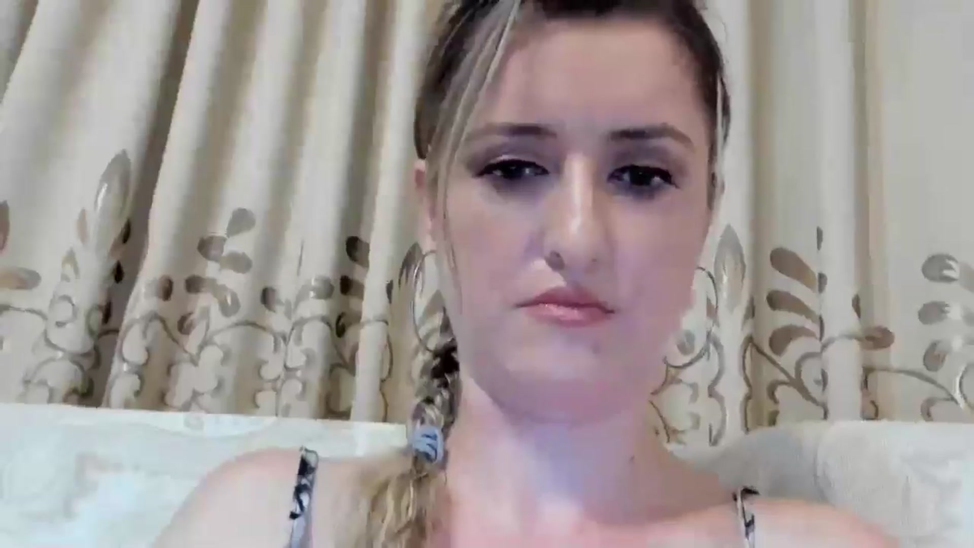 Gallery image thumbnail from BestDream's myfreecams stream on, 07/30/2024, 22:15 image 15 of 20