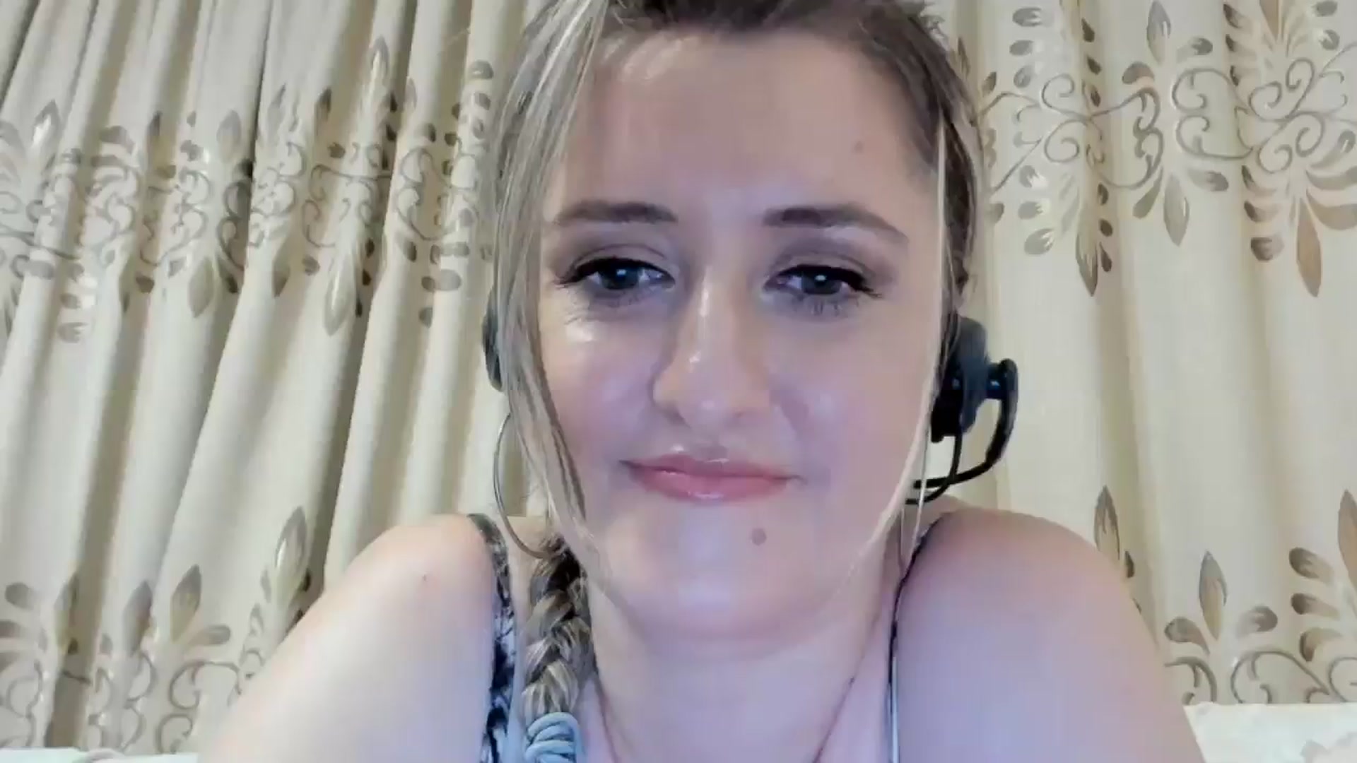 Gallery image thumbnail from BestDream's myfreecams stream on, 07/30/2024, 23:54 image 1 of 20
