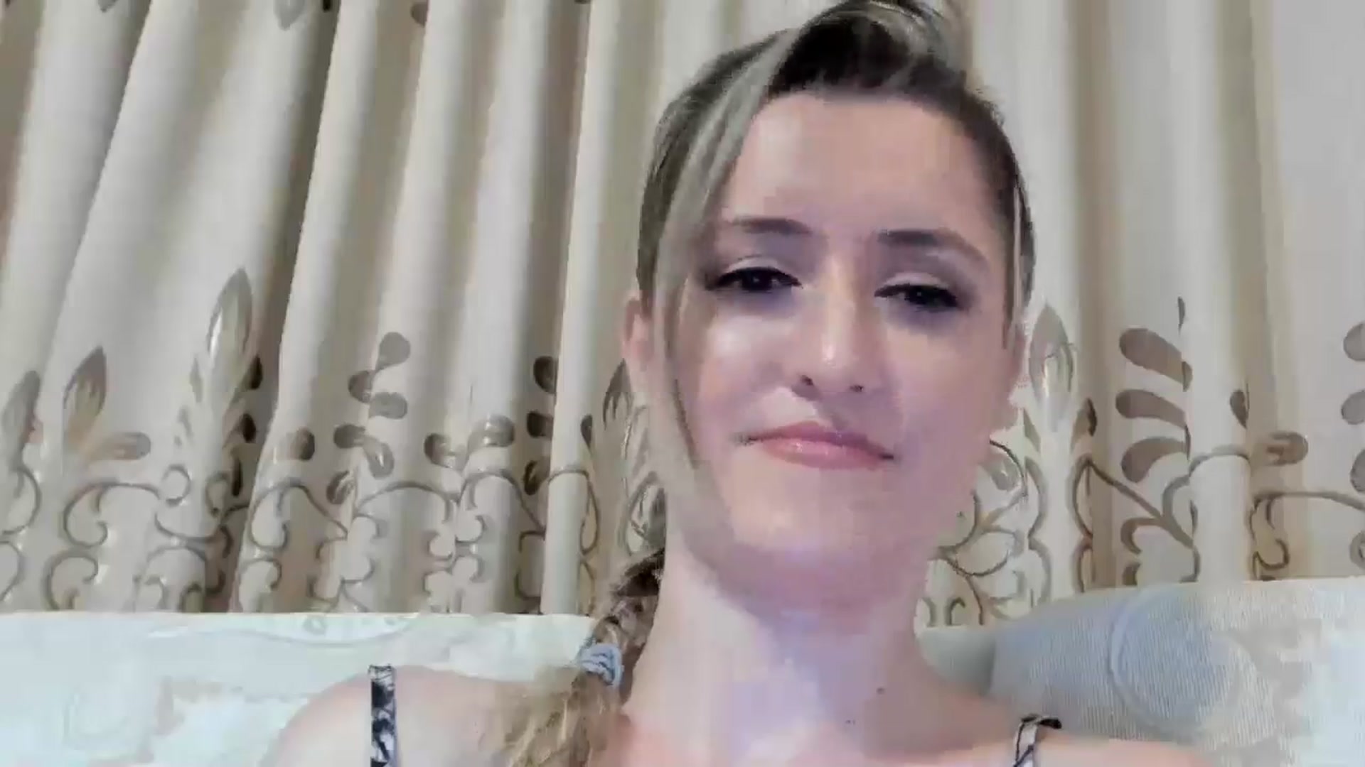 Gallery image thumbnail from BestDream's myfreecams stream on, 07/30/2024, 23:54 image 15 of 20
